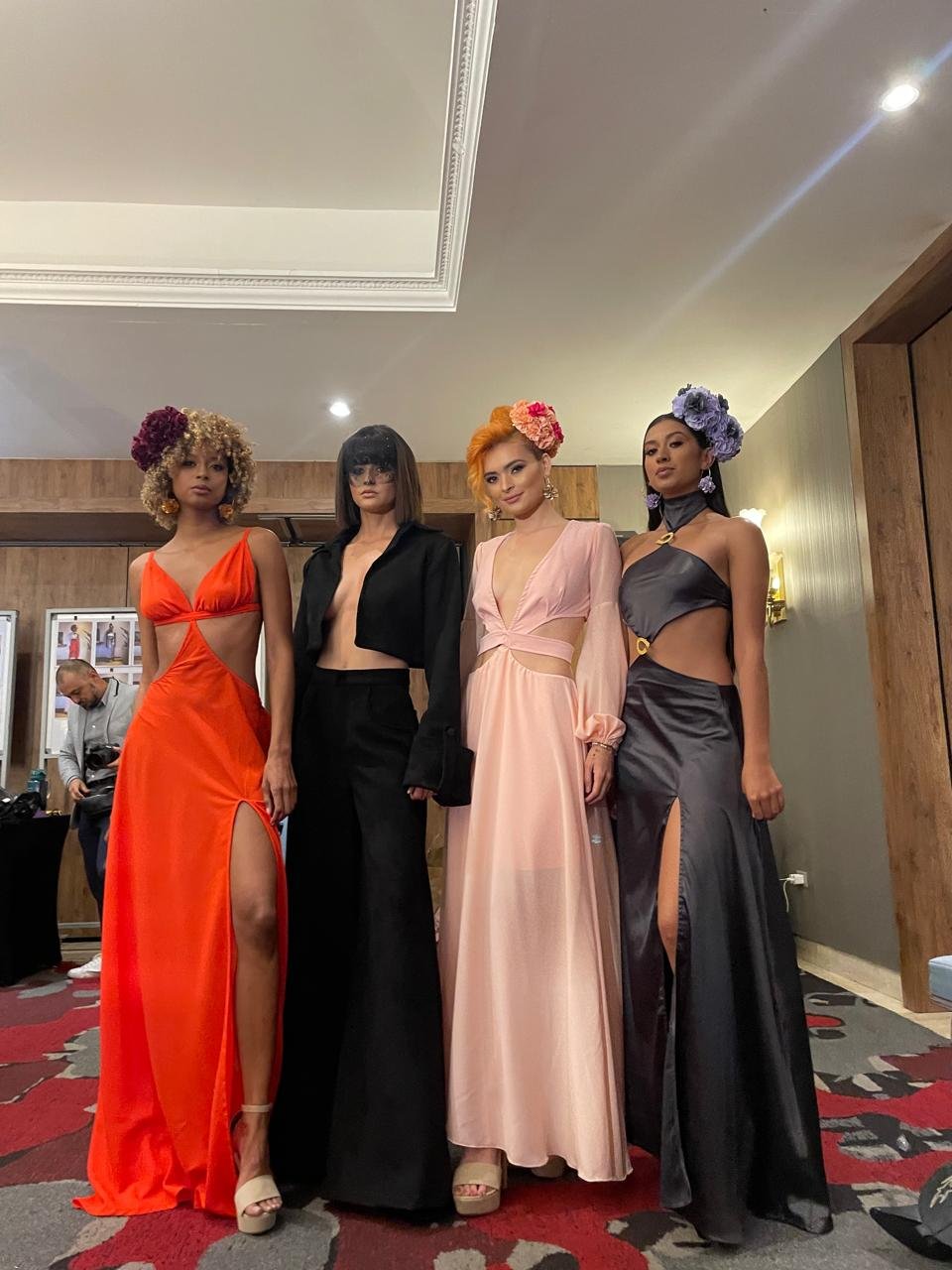 Modelos para pasarela de alta costura